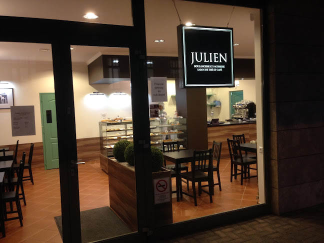 Julien Francia Kávézó