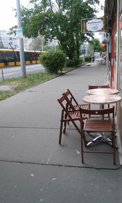 Pillangó Kávézó Szendvicsező