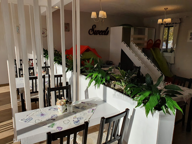 Sweets Látványcukrászda