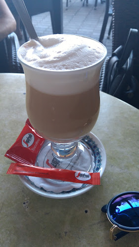 Café Kara - Vendéglátás