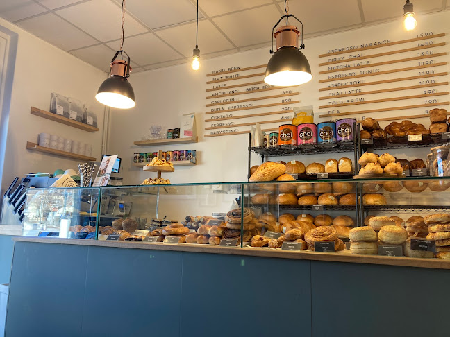 Opinii despre Tóth Bakery & Specialty Coffee în Gödöllő - Vendéglátás