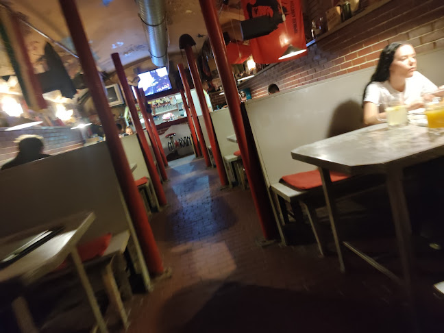 Székesfehérvár, Várfal-Park, 8000