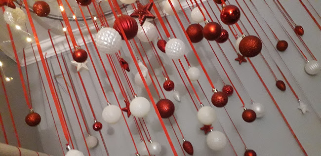 Borostyán Virágház és Kávézó - Vendéglátás