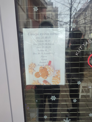 Opinii despre L'Amuse Cukrászda&Kávézó în Budapest - Vendéglátás