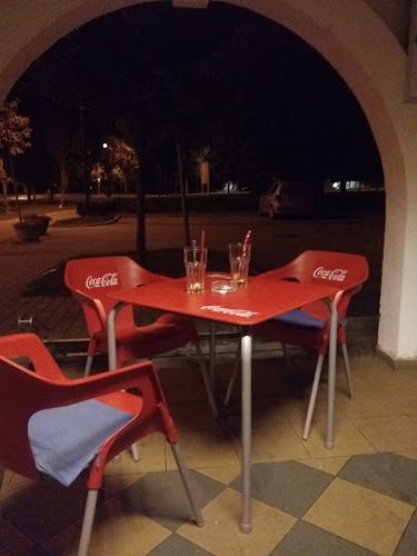 Cafe Bábolna - Vendéglátás