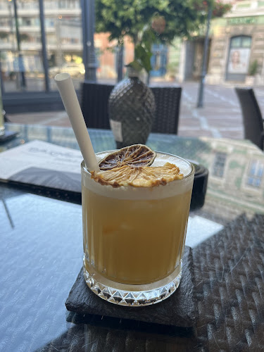 Esztergom, Széchenyi tér 25, 2500