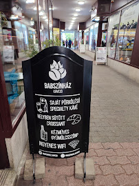 Comentarii opinii despre Babszínház Kávézó