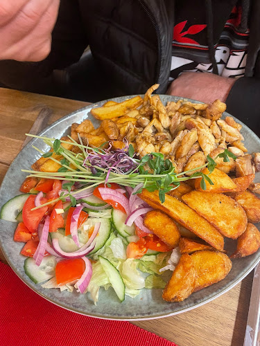 Pancser Pizza és Étterem - Vendéglátás