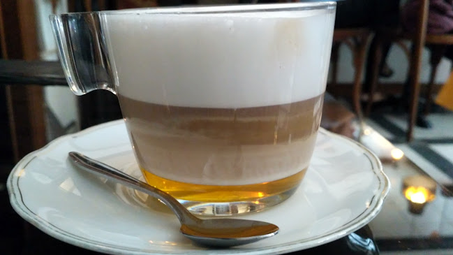 Rojt és Bojt Kávéskuckó - Budapest