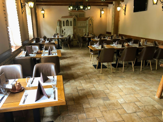 Comentarii opinii despre Várkanyar Vendéglő