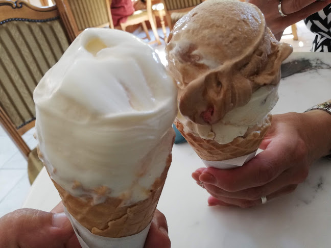 Comentarii opinii despre Talmácsi Cukrászat