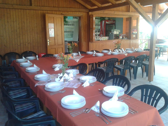 Vadvirág Falatozó - Étterem a Szajki tavak mellett