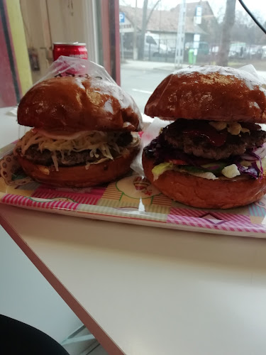 Nemes Pecsenye - Budapest