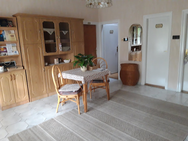 Comentarii opinii despre Emma Vendeghaz