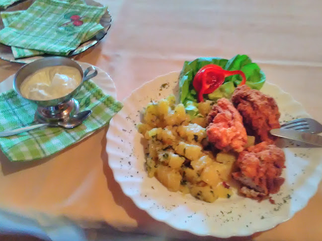 Opinii despre Napfény Kert Étterem în Miskolc - Vendéglátás