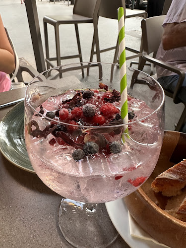 Opinii despre SZÉK Restaurant & Bar în Budapest - Vendéglátás