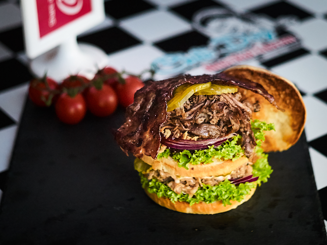 Comentarii opinii despre Chili Dog Amerikai Étterem