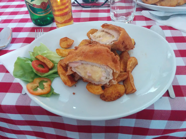 Opinii despre Fészek Vendéglő és Sörkert în Salgótarján - Vendéglátás