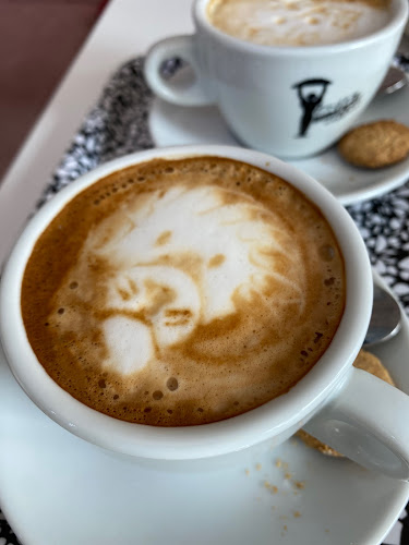 ÉdesCake Macaronozó - Vendéglátás