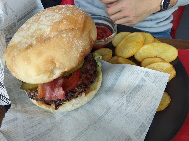 Brady Bar - Vendéglátás