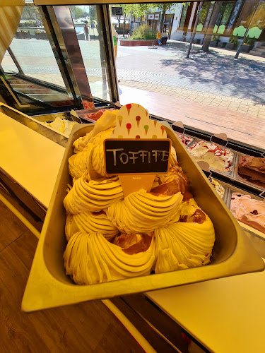 Opinii despre Fratelli Fagyizó Gyula în Gyula - Vendéglátás