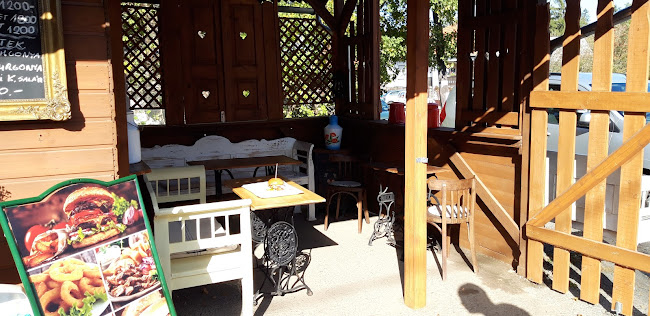 Opinii despre Antik faloda în Szilvásvárad - Vendéglátás