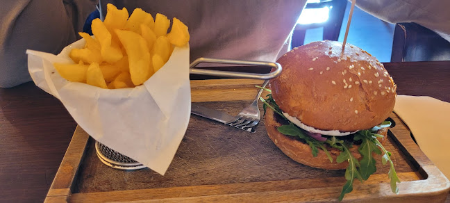 Belga Étterem & Bár