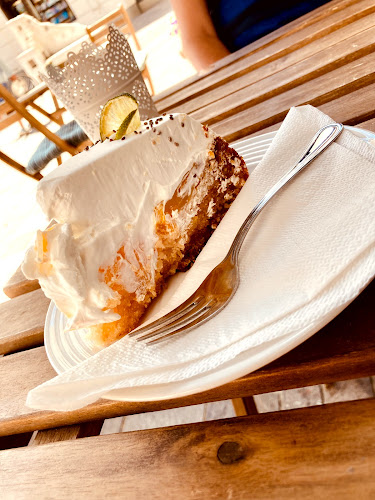 LYR Speciality Coffee and Food