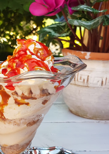 Opinii despre Jázmin Fagyizó în Tiszafüred - Vendéglátás