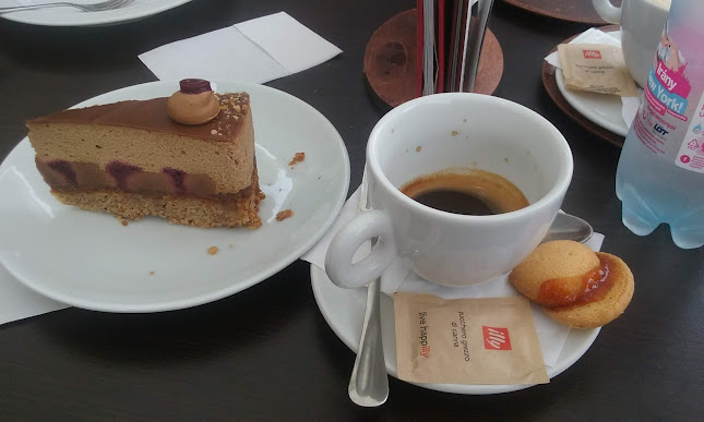 Horváth Cukrászda - Vendéglátás