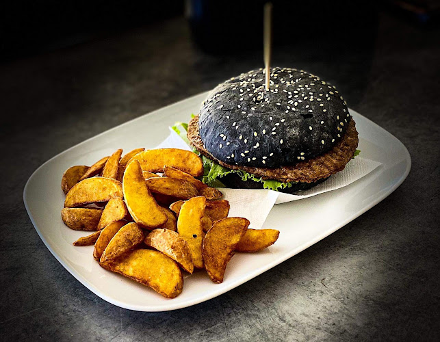 Gavi Hami - Csetény