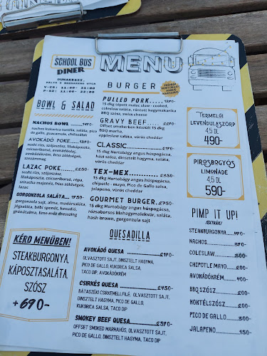 Opinii despre SCHOOL BUS DINER în Dunakeszi - Vendéglátás