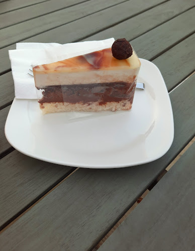 Habcsók cukrászda - Vendéglátás