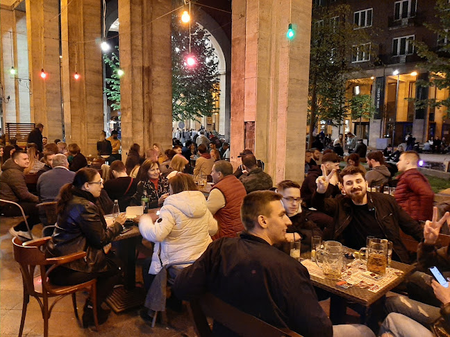 Pointer Pub and Kitchen-Madách tér - Budapest