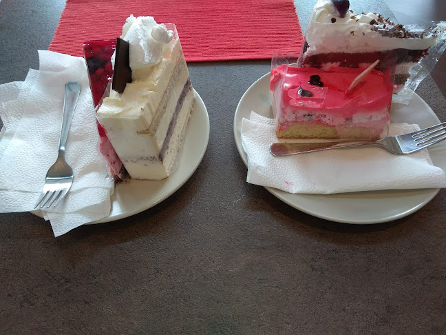 Wolf Pékség és Cukrászda - Budapest