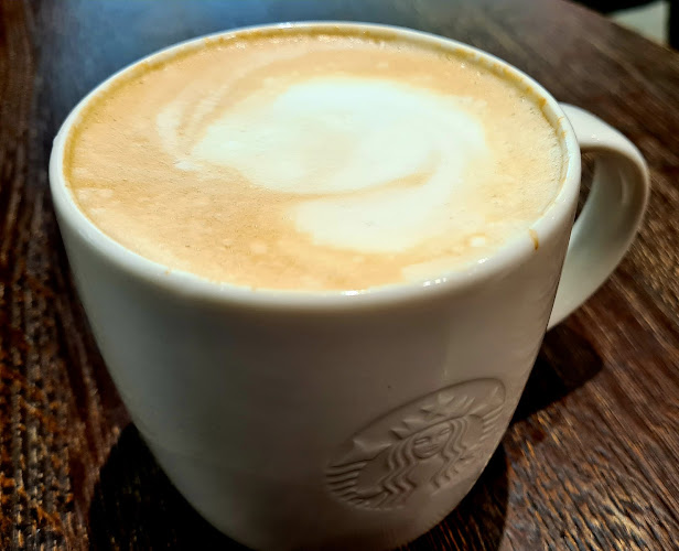 Opinii despre Starbucks Árkád Szeged în Szeged - Vendéglátás