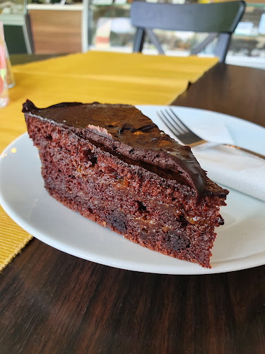 Opinii despre Kézműves cukrászda és fagyizó în Budapest - Vendéglátás