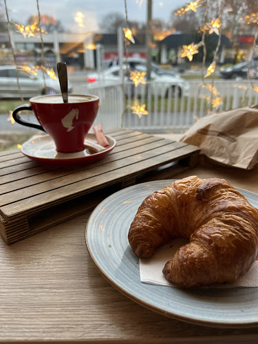 Lipóti pékség és kávézó - Győr