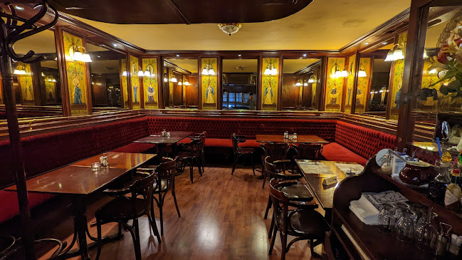 Komédiás Kávéház