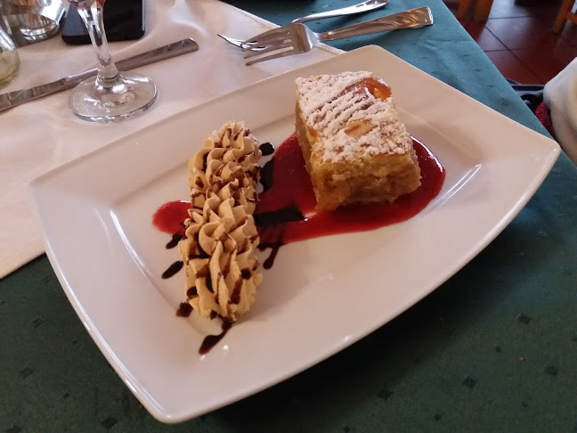 Comentarii opinii despre Center Grill Étterem & Panzió