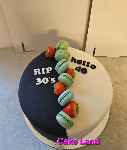 Opinii despre Cake Land în Pereszteg - Vendéglátás