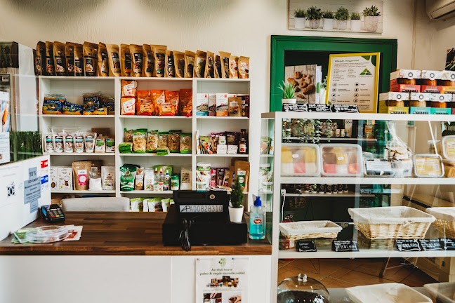 Kiskunhalas, Szász Károly u. 2/4, 6400