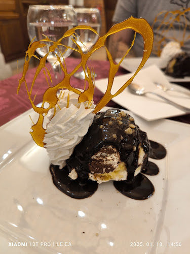 Ködmön Csárda - Eger