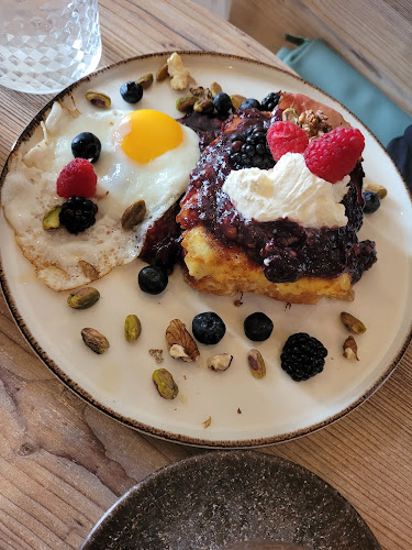 Comentarii opinii despre Modam Specialty Coffee & Store