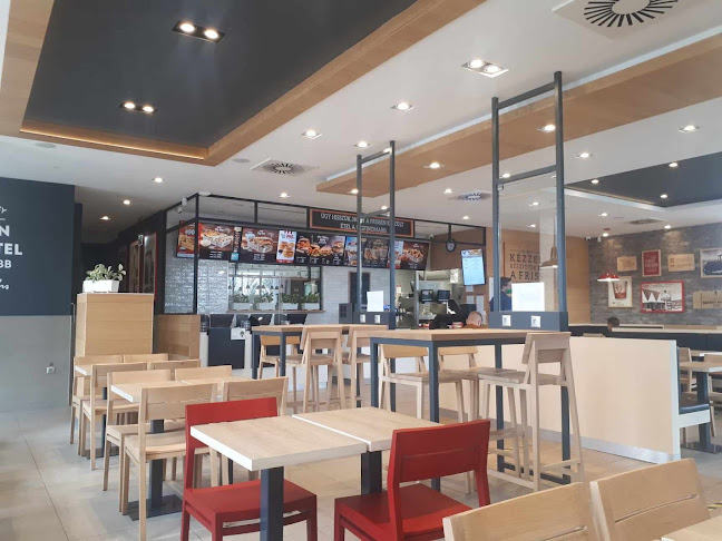 KFC Szolnok Auchan DT