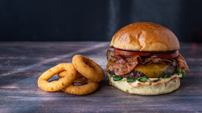 Comentarii opinii despre Szmöre Burger