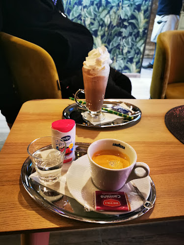 Opinii despre Tópart Café în Tapolca - Vendéglátás