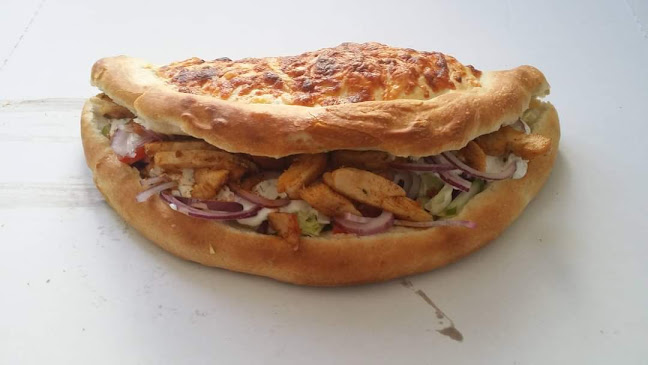 Opinii despre Pizza center în Inárcs - Vendéglátás