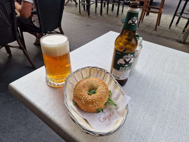 Opinii despre Coyote Coffee & Deli în Budapest - Vendéglátás