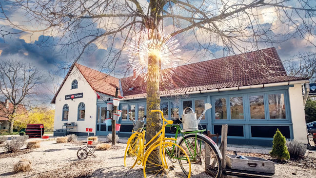 Zománc Bisztrócska - Vendéglátás